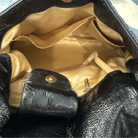 Vintage Chanel Rodeo Drive Accordion Flap Bag Patent Vinyl Medium - Picture 13 of 16